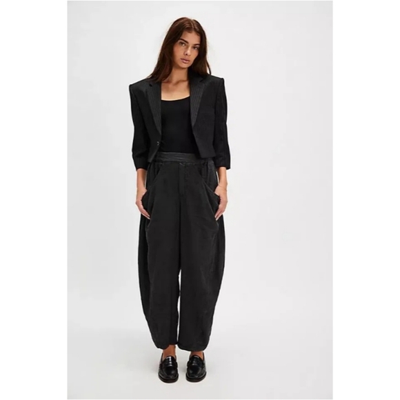 Free People High Road Washed Pull-On Linen Barrel Trousers - Picture 6 of 8